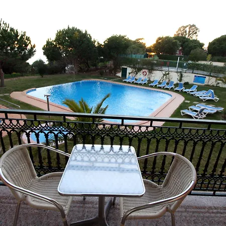 Hotel apartamentowy Quinta Pedra Dos Bicos 4*