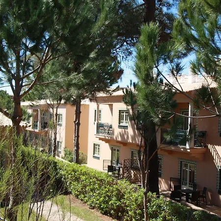 Apartahotel Quinta Pedra Dos Bicos 4*