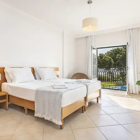 アパートホテル Quinta Pedra Dos Bicos