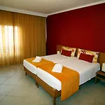 Quinta Pedra Dos Bicos البوفيرا